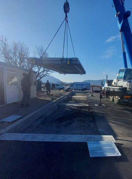 Installation d'un pont bascule en béton dans le Var