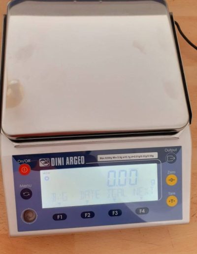 Livraison d’une balance à Toulon dans le Var